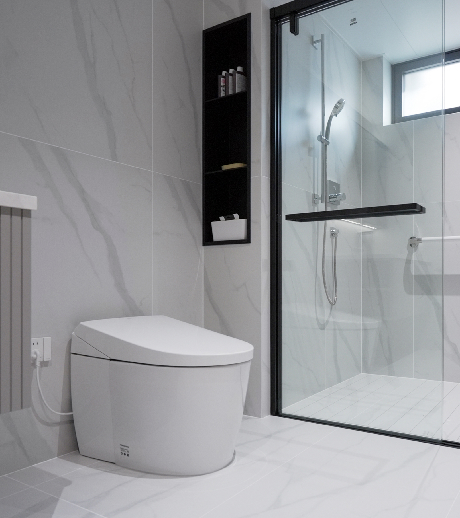 以用户需求为核心，打造人性化、个性化与智能化卫浴空间