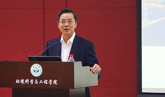 曾凡棠老师