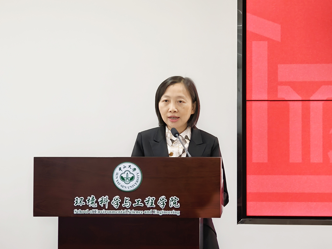 东陶机器（广州）有限公司梁红艳副总经理祝贺